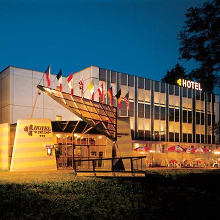 Hotel U Tri Lvu 체스케부데요비체 외부 사진